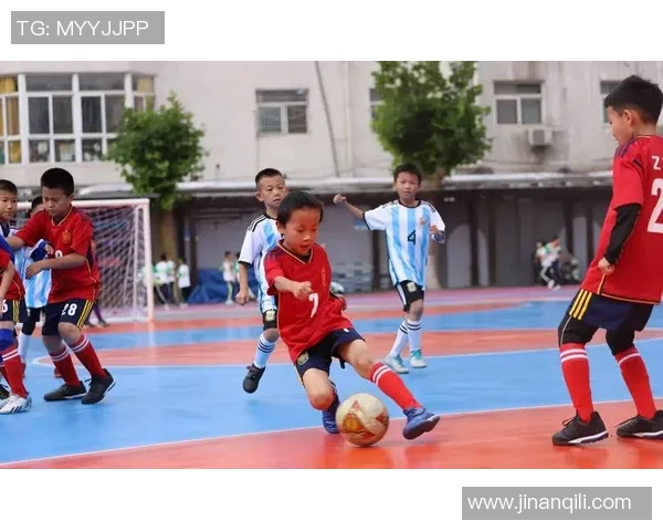 重庆足球队的崛起与发展探秘展现城市足球的无限潜力与魅力