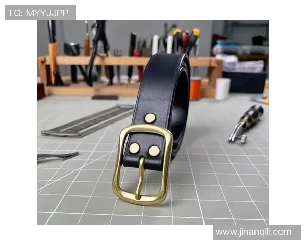 足球明星专属针扣皮带时尚潮流新选择引领运动风尚