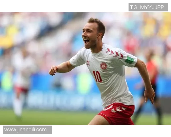 足球明星精彩瞬间身体扭转展现灵动魅力的动感图片合集