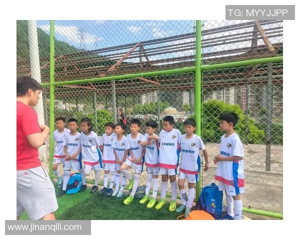 足球明星的多样玩法全解析让你领略球场魅力与技巧