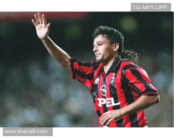 可爱外表与足球才华并存的明星球员们的魅力探秘